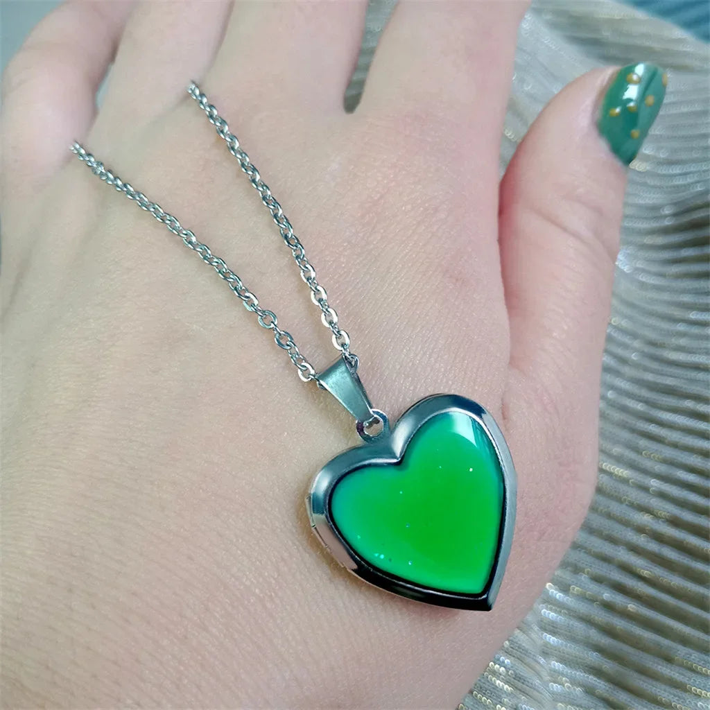 Heart Mood Locket Necklace - Image 4