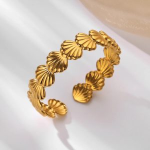 Gold Shell Cuff Bracelet – Stainless Steel Opening Bangle for Women’s Summer Beach Style