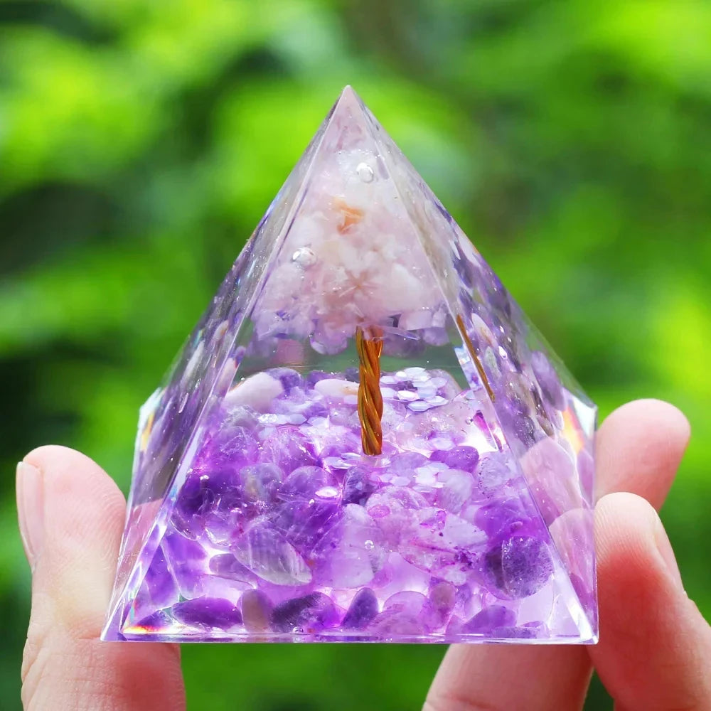 Crystal Stone Orgone Pyramid – Energy Generator with Natural Amethyst & Peridot for Reiki, Chakra & Room Decor - Image 2